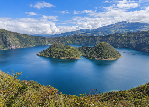 Cuicocha Ecuador: Discover a Volcanic Crater in the Andes
